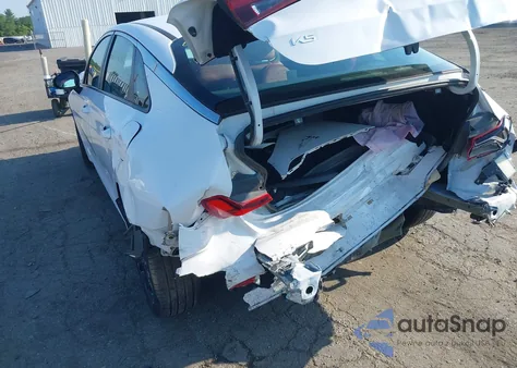 2024 Kia K5 Gt-Line z USA, uszkodzony, nr VIN 5XXG64J29RG233861